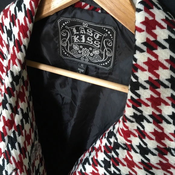 Black red white houndstooth plaid jacket, lots of great details - Picture 5 of 13